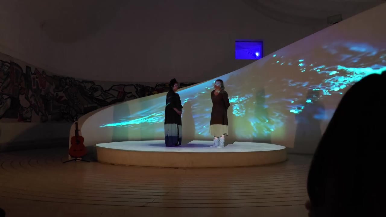 Lempi & Shailee Shmuely во Спомен-костурницата, 27.09.2026