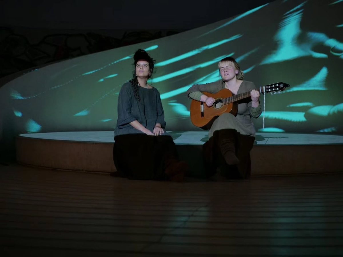 Lempi & Shailee Shmuely во Спомен-костурницата, 27.09.2026