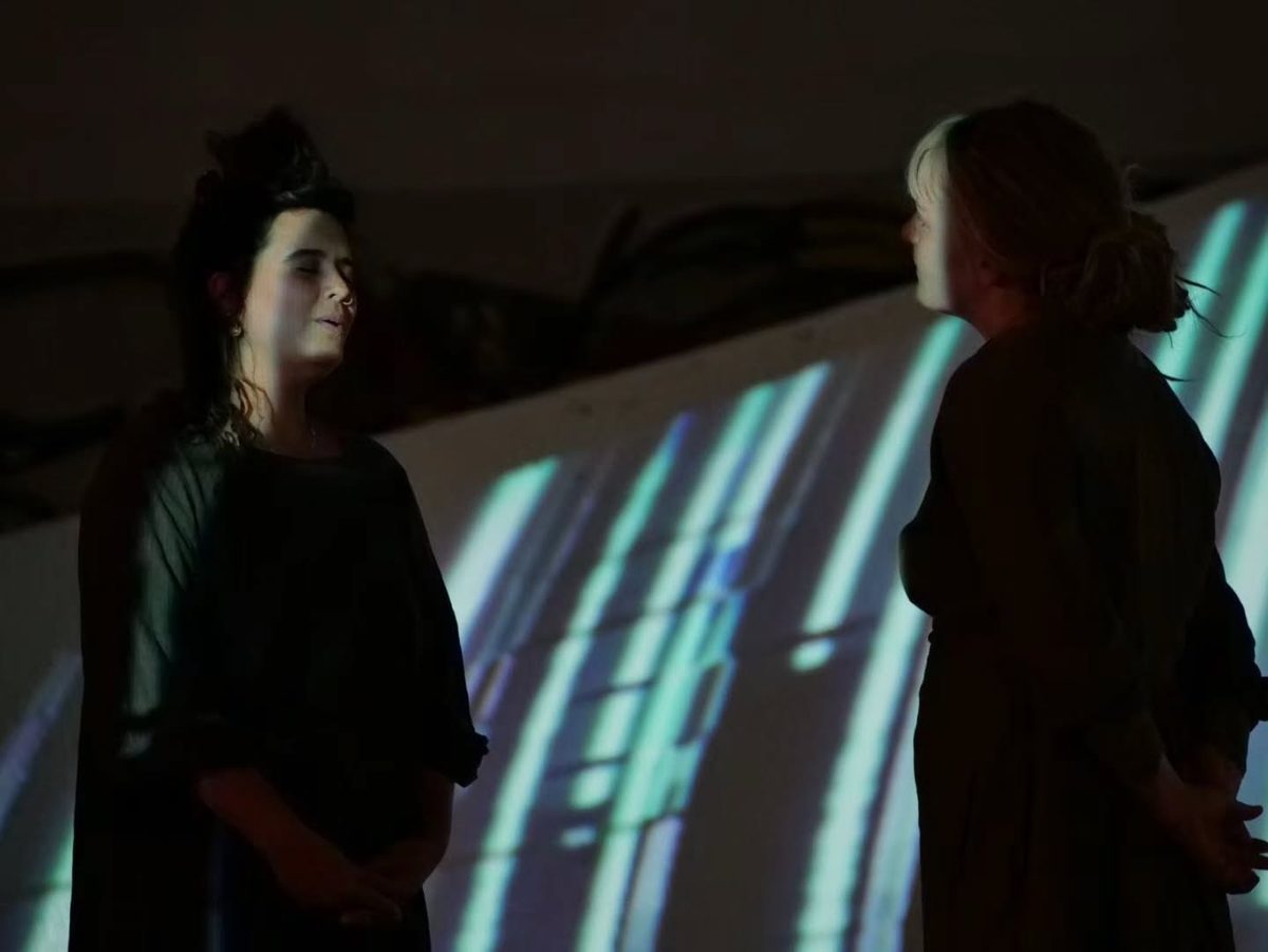 Lempi & Shailee Shmuely во Спомен-костурницата, 27.09.2026