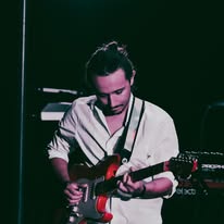 Изведувач 6